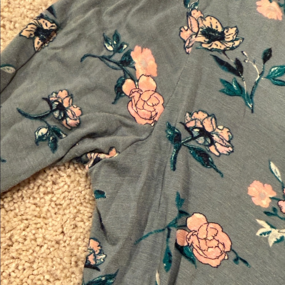 Latched Mama Robe - Picture 4 of 8